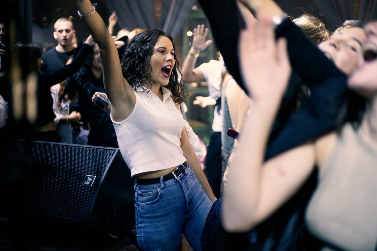 18 and Over Clubs in Chicago: Where to Go Before You Are 21